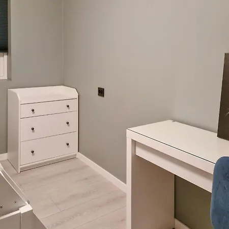 4 Bedroom Stunning In 度假居 Søgne
