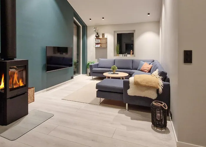 4 Bedroom Stunning In *