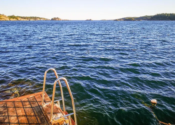 Feriehus 4 Bedroom Stunning In *