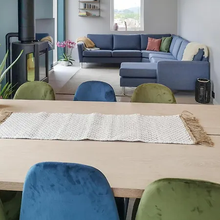 4 Bedroom Stunning In Søgne