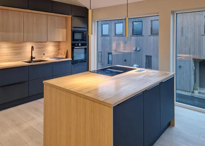 펜션 4 Bedroom Stunning In *